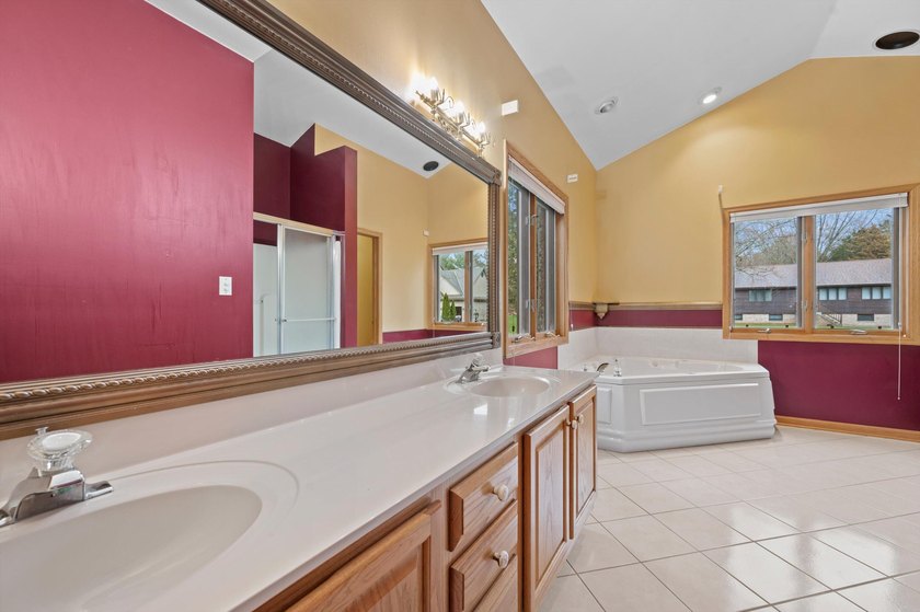 Nestled in a desirable Lake Country setting, this inviting home - photo 18