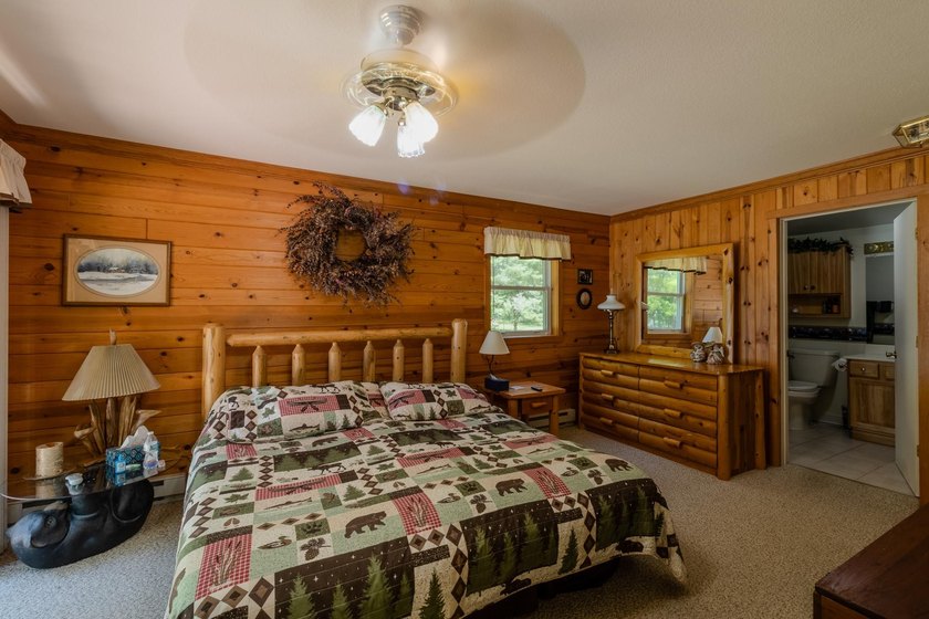 Neat, tidy, and designed for easy main-level living, this - photo 21