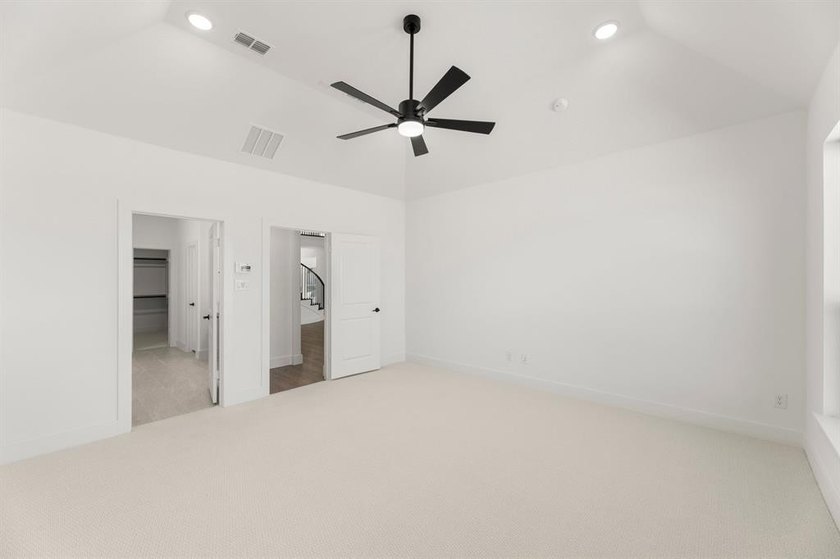 MLS# 21277062 - Built by First Texas Homes - Ready Now! ~ - photo 8