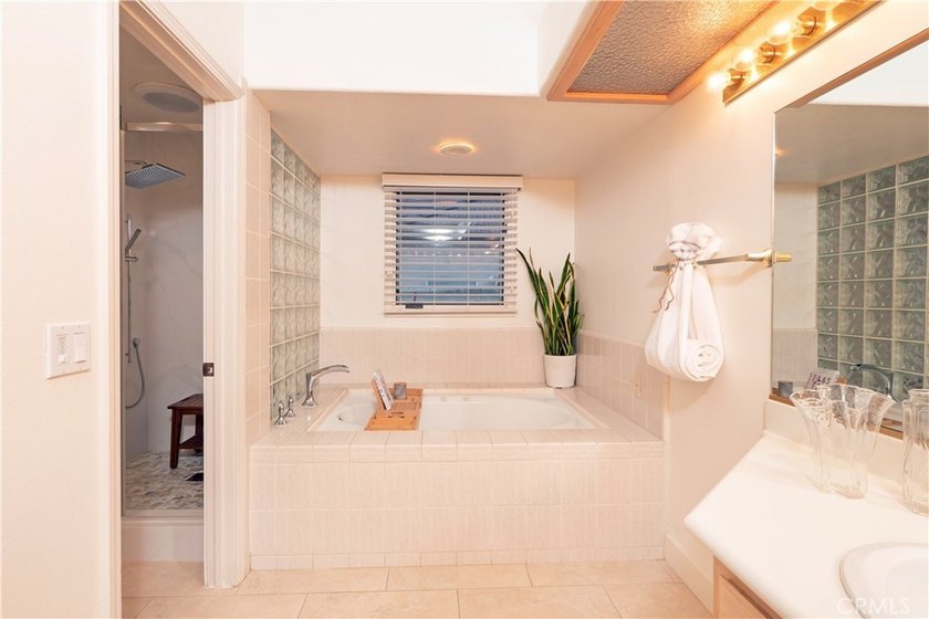 Welcome to Victoria Fairways-Riverside's only custom-built - photo 42