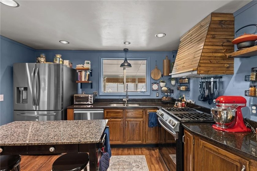Welcome home to this beautifully maintained full-dormered Cape - photo 13