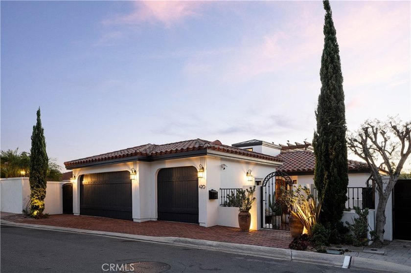 Perched in the coveted enclave of Corona Highlands, 420 De Sola - photo 2