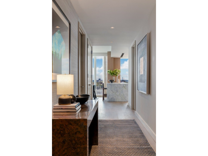 LUXURY WATERFRONT LIVING IN BROOKLYN HEIGHTS, IMMEDIATE - photo 4