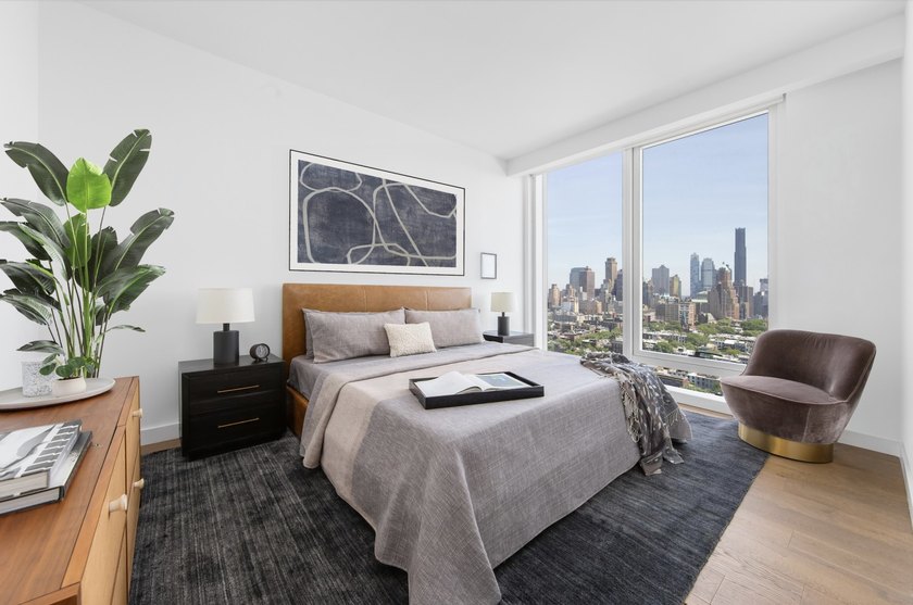 LUXURY WATERFRONT LIVING IN BROOKLYN HEIGHTS, IMMEDIATE - photo 5
