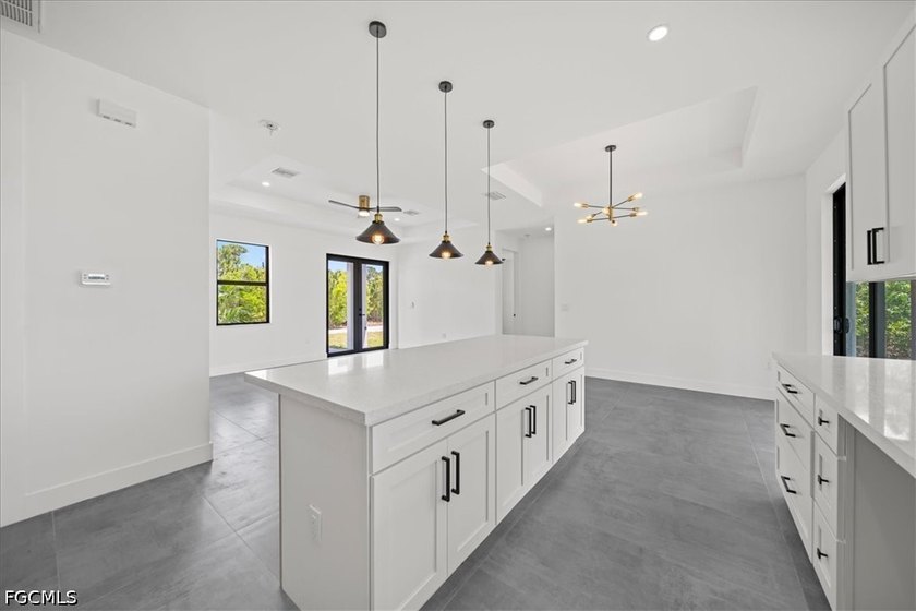 Welcome to the Moon Model, a beautifully designed contemporary - photo 14