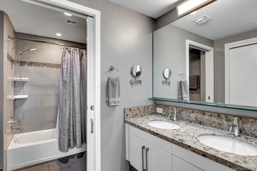 STUNNING SOUTHWEST CORNER TOWNHOME LOCATED IN ONE OF THE MOST - photo 33