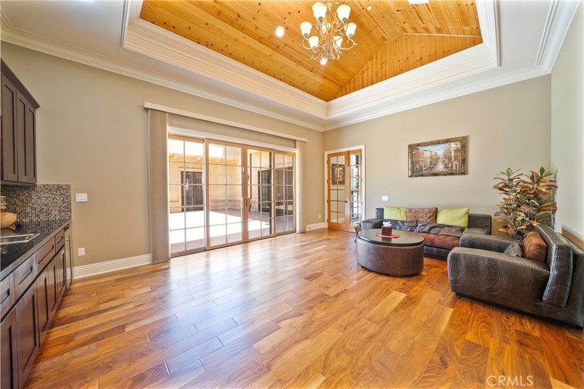 Located in a prime Arcadia neighborhood with access to - photo 22