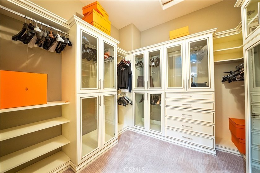 Located in a prime Arcadia neighborhood with access to - photo 40