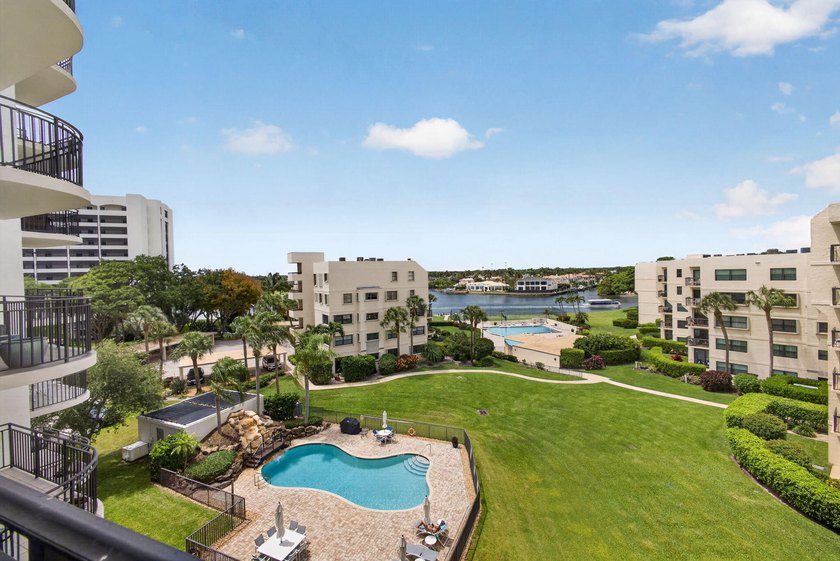 Experience the BEST intracoastal views in Seamark from this - photo 40