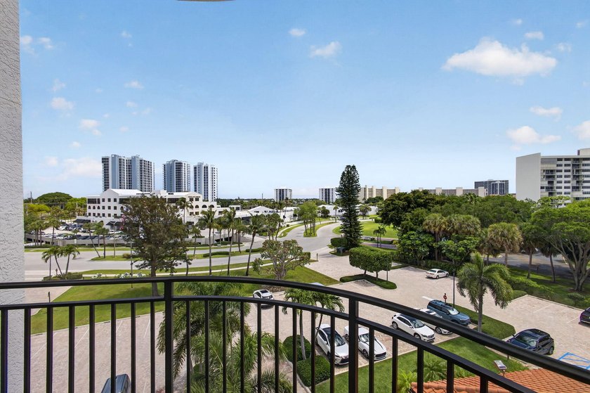 Experience the BEST intracoastal views in Seamark from this - photo 42