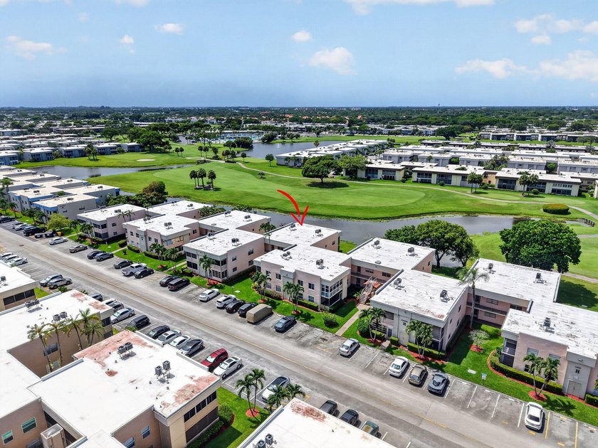 Stunning Fully Renovated 2-Bedroom, 2-Bath Condo with - photo 47