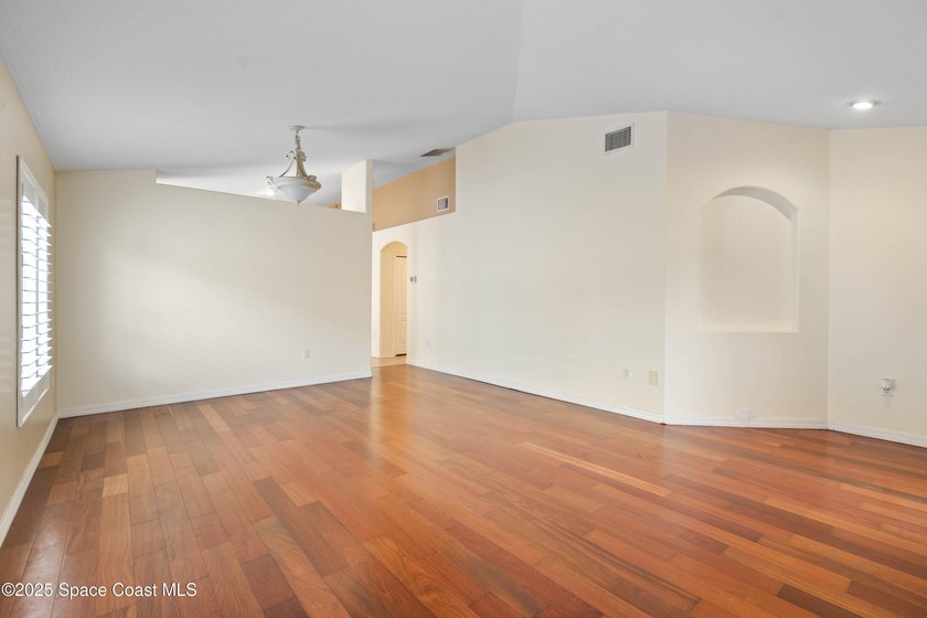 Desirable Pine Creek 55+ Community offers this spacious - photo 10
