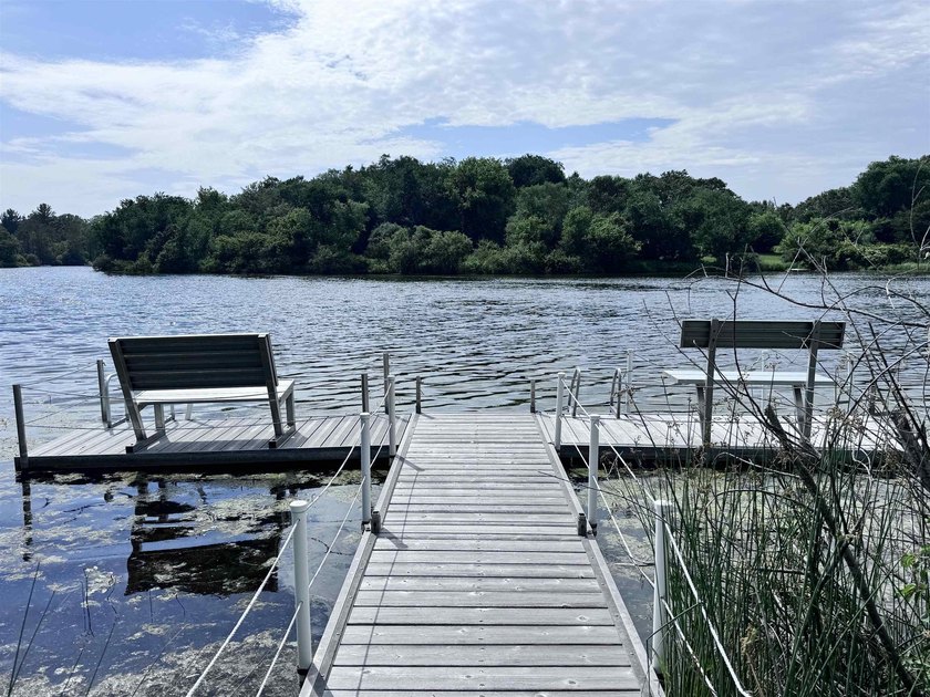 Construction to begin after an Accepted Offer: This featured - photo 19