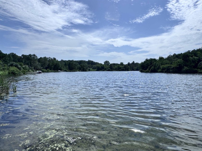 Construction to begin after an Accepted Offer: This featured - photo 23