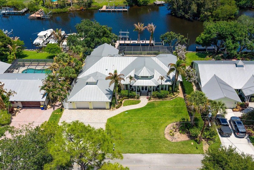 Beautiful custom-built waterfront home with private pool on wide - photo 27