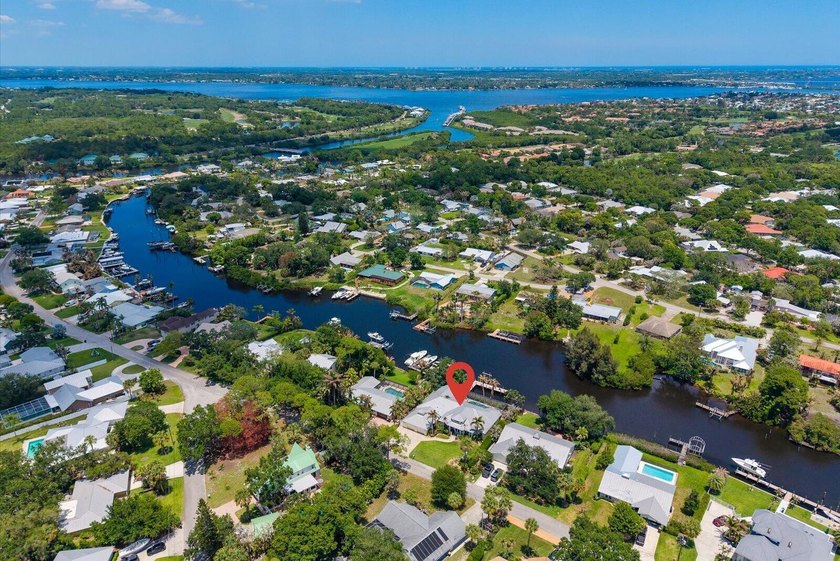 Beautiful custom-built waterfront home with private pool on wide - photo 28