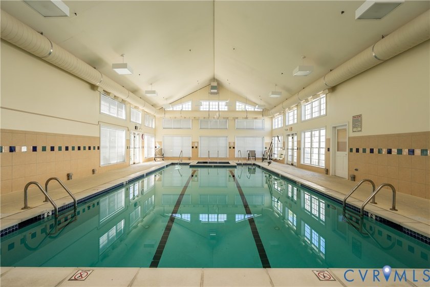 Absolutely stunning all-brick home in the sought-after Cottages - photo 44