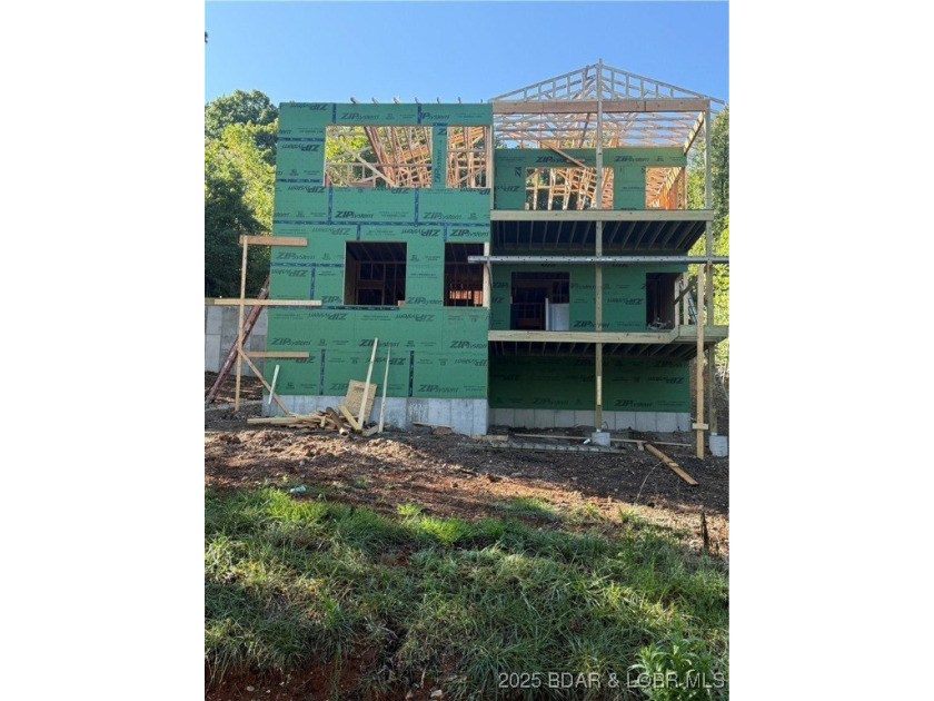 CURRENTLY UNDER CONSTRUCTION! This stunning custom-built modern - photo 8