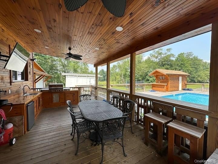 **Turnkey Catskills Retreat &amp; Proven Income-Producing - photo 16