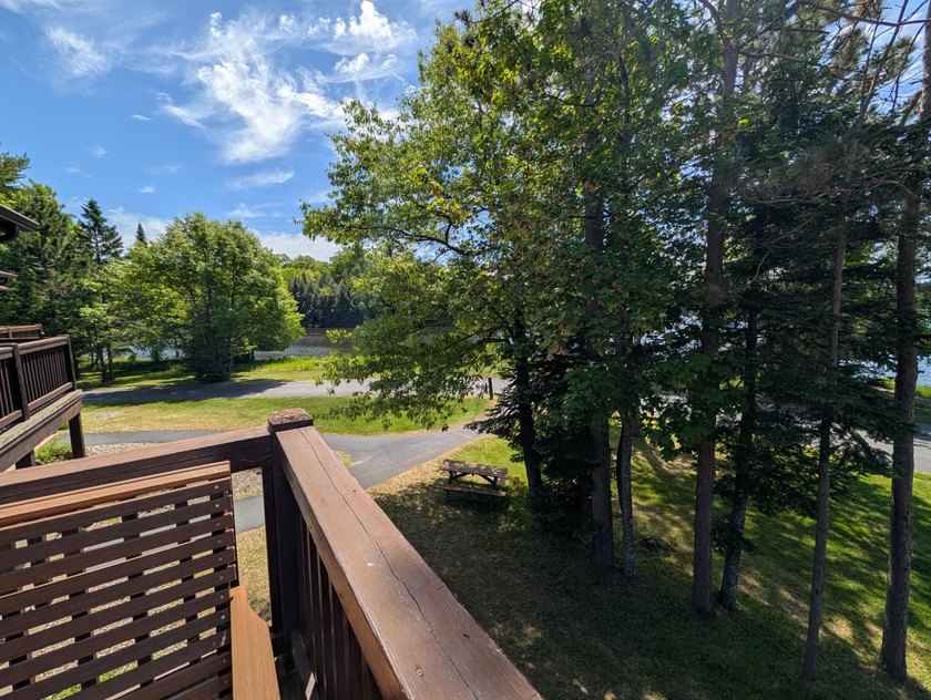 Stunning 3-Bedroom Condo with Breathtaking Lake Views of the - photo 20