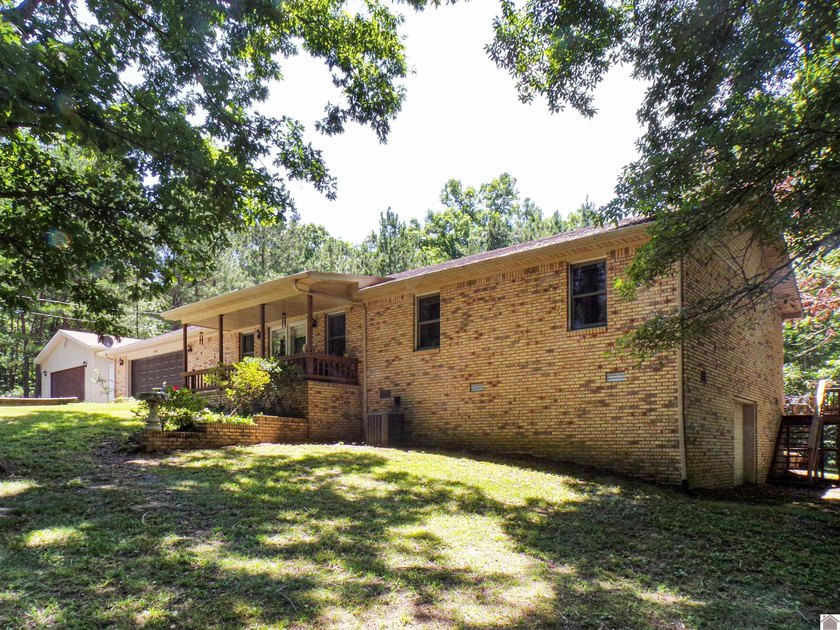 Nestled just moments from the shores of Kentucky Lake, this - photo 44