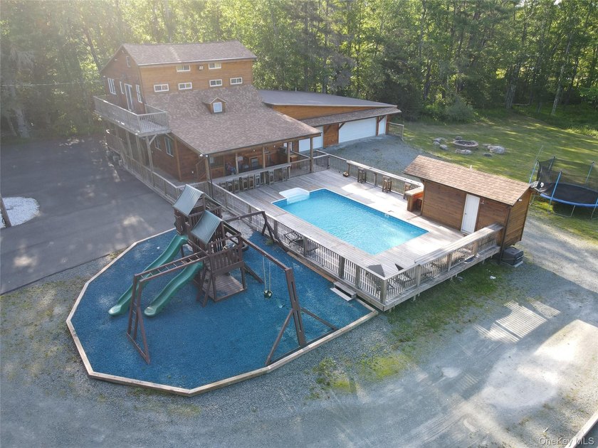 **Turnkey Catskills Retreat &amp; Proven Income-Producing - photo 48