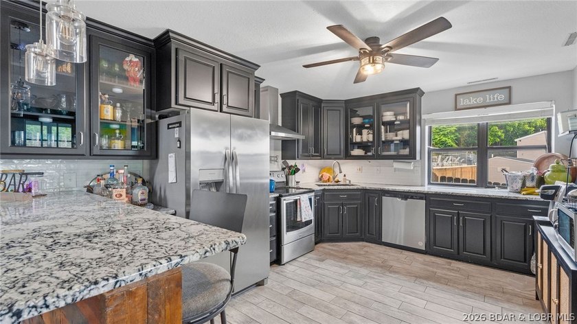 Experience lakefront living at its best in this beautiful 3 - photo 11