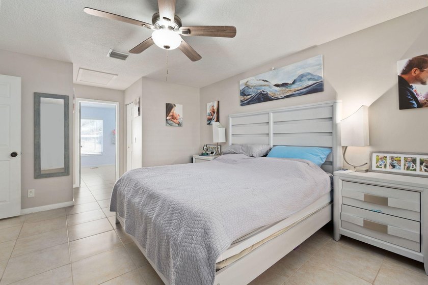 Move-in ready CBS home offering 3 bedrooms, 2 bathrooms, and - photo 18