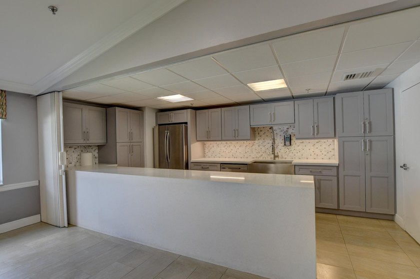 Second floor 1 1.5 in Markham section. Non-rental bldg. Water - photo 24