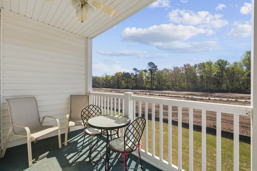 Welcome to this beautifully maintained 3 bedroom, 2 bathroom - photo 25