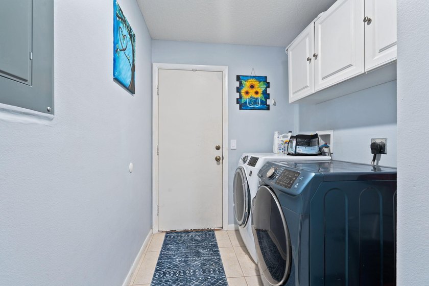 Move-in ready CBS home offering 3 bedrooms, 2 bathrooms, and - photo 27