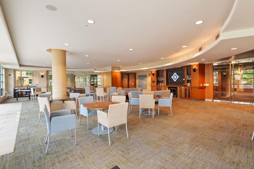 You'll fall in love with the fantastic views overlooking Lake - photo 29