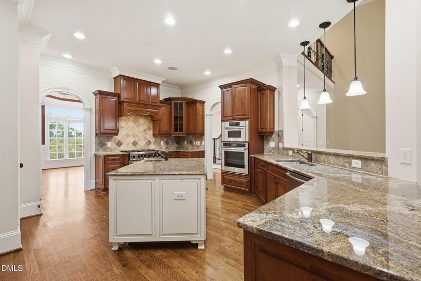 Tucked away on a private cul-de-sac in the prestigious Legacy at - photo 14