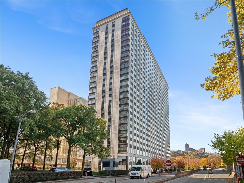 This beautiful move-in-ready Golden Triangle residence has been - photo 22