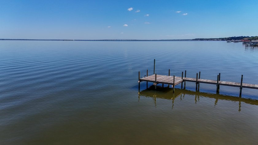 Waterfront vacant land with 198 feet on Choctawhatchee Bay. This - photo 16