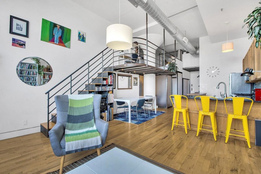 ARCHITECTURAL DUPLEX LOFT AT THE CHOCOLATE FACTORY A truly - photo 6