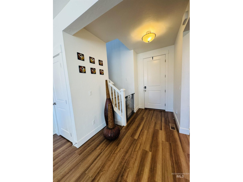 Located in the highly sought-after Carriage Hill West - photo 7