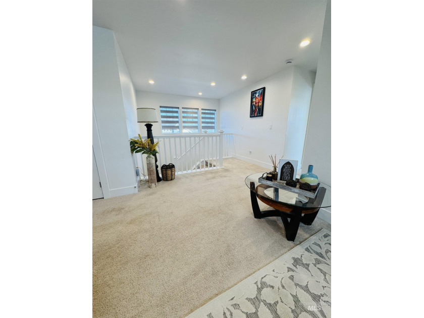 Located in the highly sought-after Carriage Hill West - photo 10