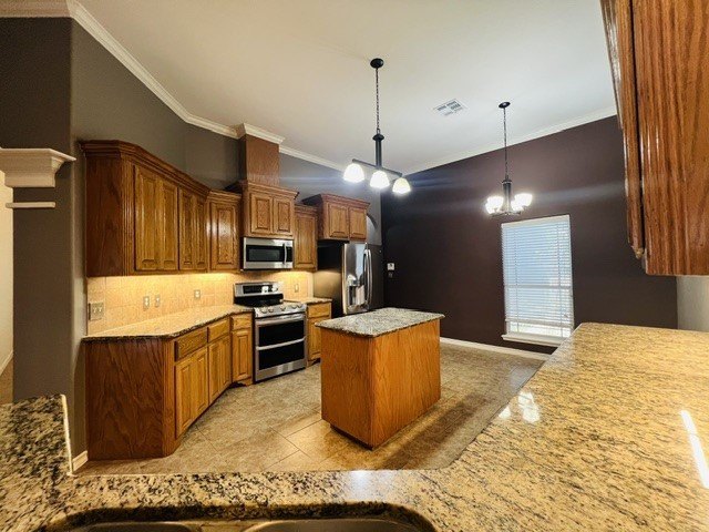 Welcome to this exceptional 4 bedroom, 3 full bath home offering - photo 6