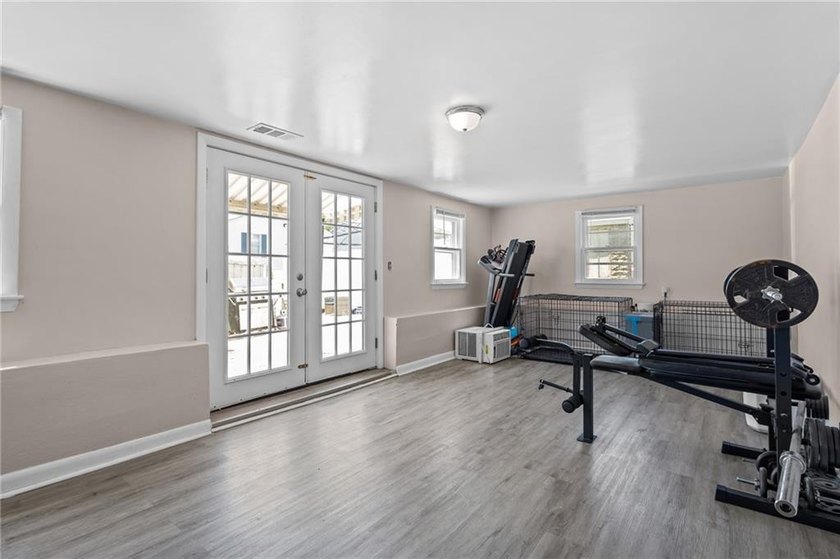 Welcome home to this totaly remodled ranch offering a - photo 30