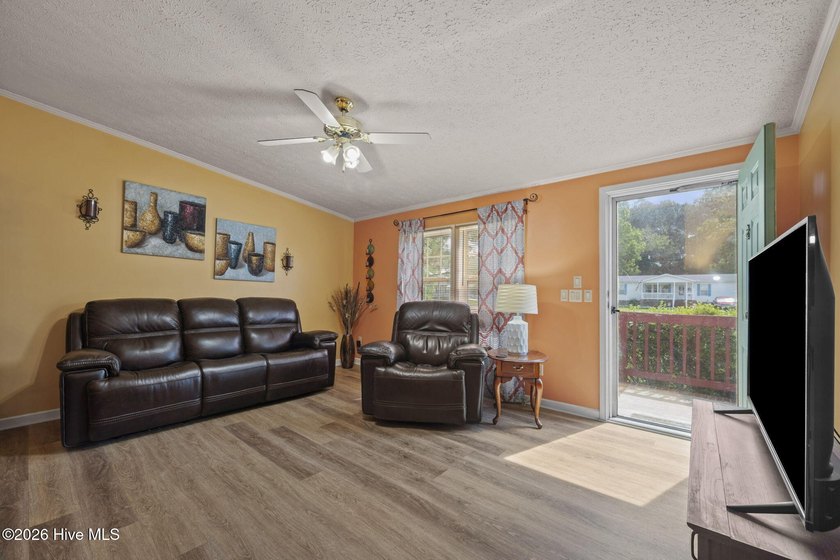 Welcome to one of the best values and locations in Havelock! - photo 8