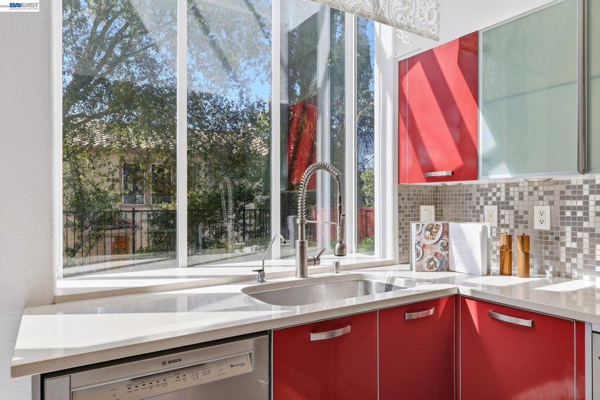 Located in a premier gated community in the heart of San Ramon - photo 22