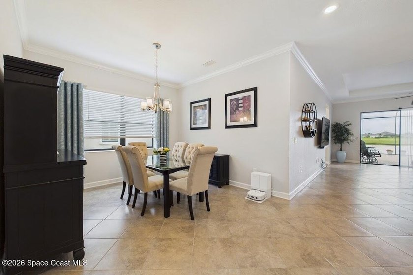 This 4 Bdrm, 3 Bath, 3 Car Garage Lakefront Home on CUL DESAC! - photo 10