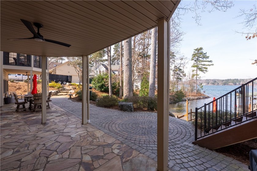 Lake Keowee Retreat with Blue Ridge Mountain Views SOLD - photo 33