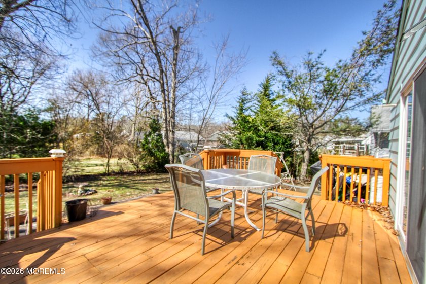 This fine house 2ith 2 bedrooms and full bath sits on a large - photo 15
