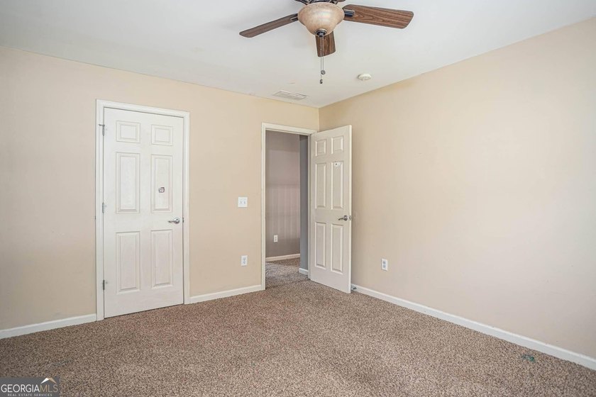 Stunning 5 bedroom, 4 bath home in the sought-after Loganville - photo 44
