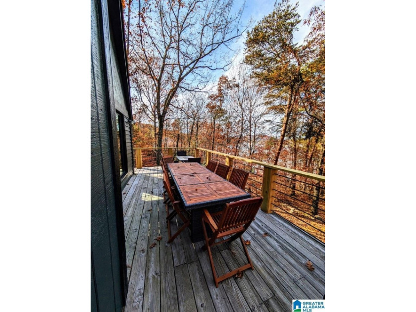 This newly renovated cottage offers privacy, year-round deep - photo 15