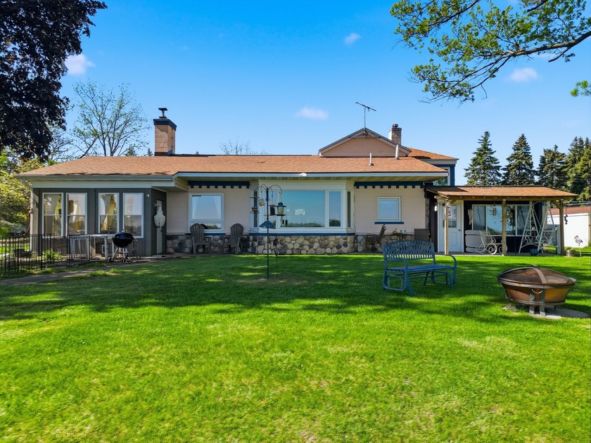 Life Changing Atmosphere! Located on the Rock River is this - photo 45