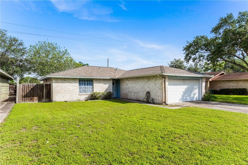 Discover comfort, space, and convenience in this charming - photo 4