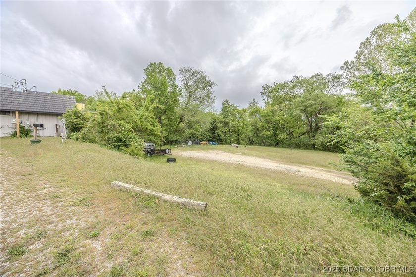 Prime Commercial Opportunity with Residential Income in the - photo 9